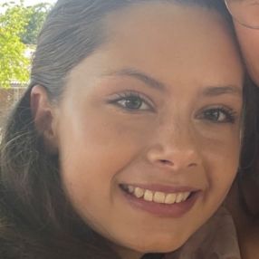 Maja, Babysitter i Klampenborg