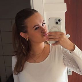 Nanna, Babysitter i Greve