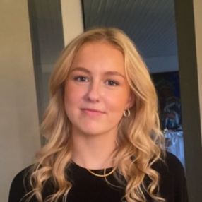 Kathrine, Babysitter i Hadsten