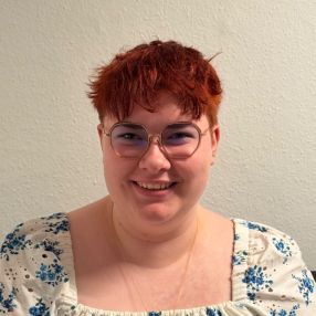 Annieka, Babysitter i Hobro