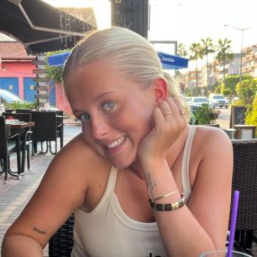 Louisa, Babysitter in Roskilde
