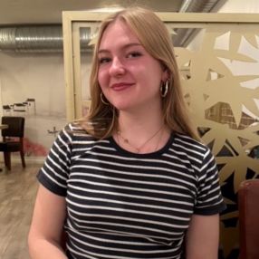 Gabby, Babysitter i Odense