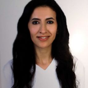 Hadjira, Babysitter i Randers