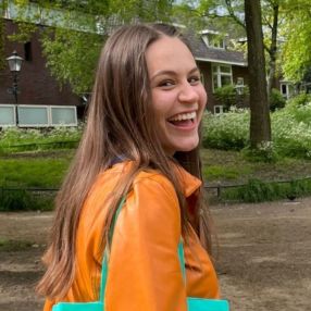Michalina, Babysitter i København