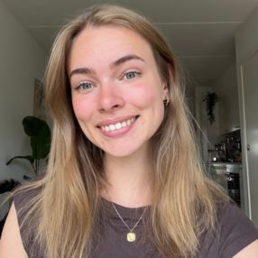 Emilie, Babysitter i Aarhus
