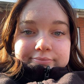 Sif, Babysitter in Årslev