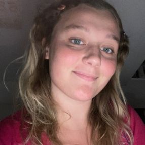 Alberte, Babysitter in Kastrup