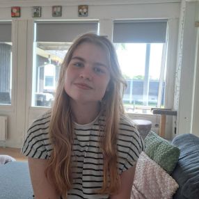 Lærke, Babysitter i Ølstykke