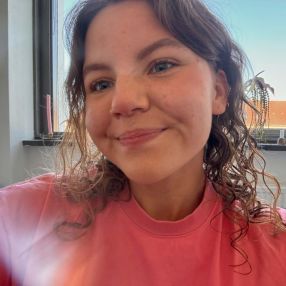 Rebekka, Babysitter in København