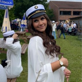 Isabella, Babysitter i Køge