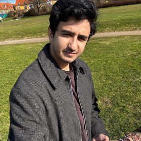 Bani, Family in Farum