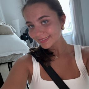 Monique, Babysitter i Slagelse