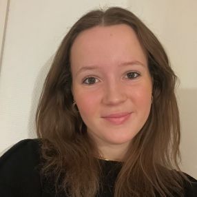 Laura, Babysitter i Ringsted