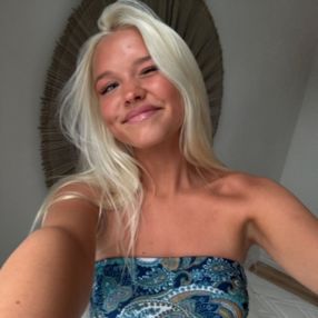 Caroline, Babysitter i Vedbæk