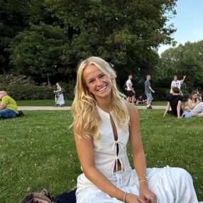 Hanna, Babysitter i Aarhus