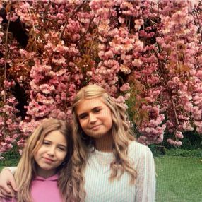 Amalie, Babysitter i Hedensted