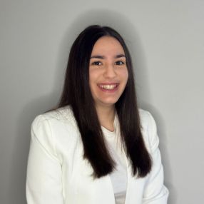 Konstantina, Babysitter i Ballerup