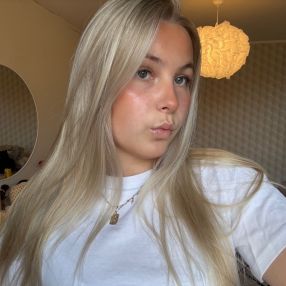 Malou, Babysitter i Maribo