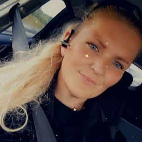 Katrine, Babysitter in Randers