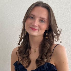 Sarah, Babysitter i Lillerød