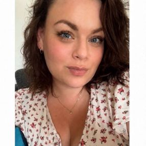 Amalie, Babysitter i Korsør