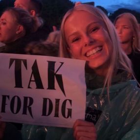 Nicoline, Babysitter i Rønne