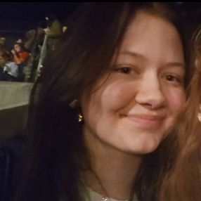 Cille, Babysitter in Ballerup