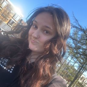 Stefanie, Babysitter i Ballerup