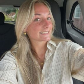 Nanna, Babysitter i Varde