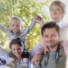 Gemma, Familie i Aarhus