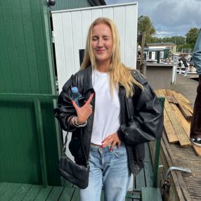 Katherine, Babysitter i Frederiksberg