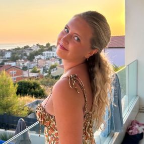 Caroline, Babysitter i Kongens Lyngby