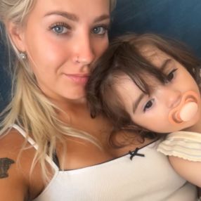 Sara, Babysitter i Horsens