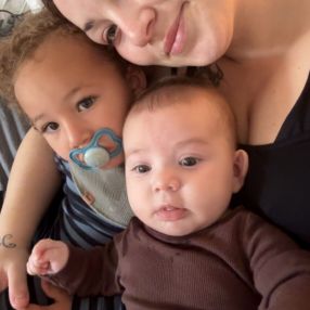 Karoline, Familie i Greve