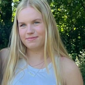 Melina, Babysitter i Frederiksværk