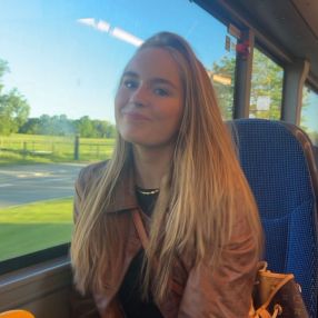 Wilma, Babysitter i Birkerød