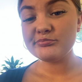 Laura, Babysitter i Søborg