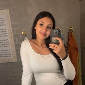 Amina, Babysitter i Aarhus