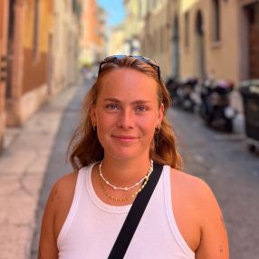 Maja, Babysitter in Middelfart
