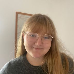 Merle Sofie Bæk, Babysitter in Vildbjerg