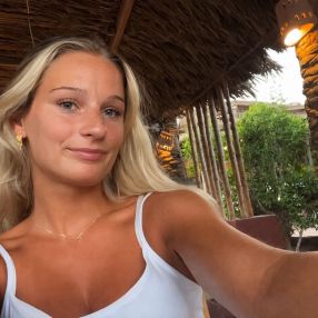 Silje, Babysitter in Greve