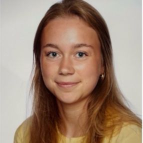 Alvina, Babysitter i Svendborg
