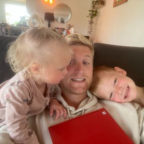 Elvar, Family in Esbjerg