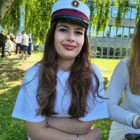 Freja, Babysitter i Frederikshavn