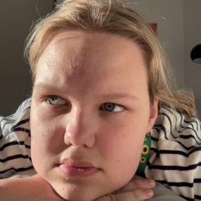 Jostfine, Babysitter i Billund