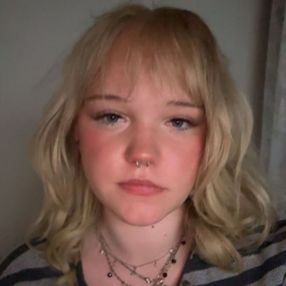 Isabell, Babysitter in Skive