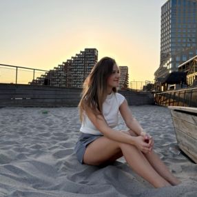 Nikita, Babysitter i Grenå