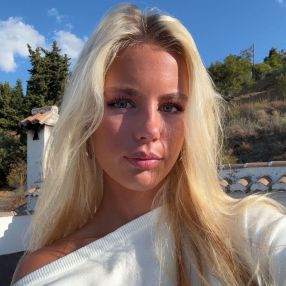 Maria, Babysitter in Skive