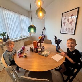 Jonas, Familie i København