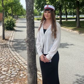 Alba, Babysitter i Odense